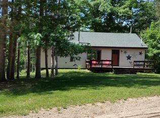 11117 Bellefleur Dr, Bear Lake, MI 49614