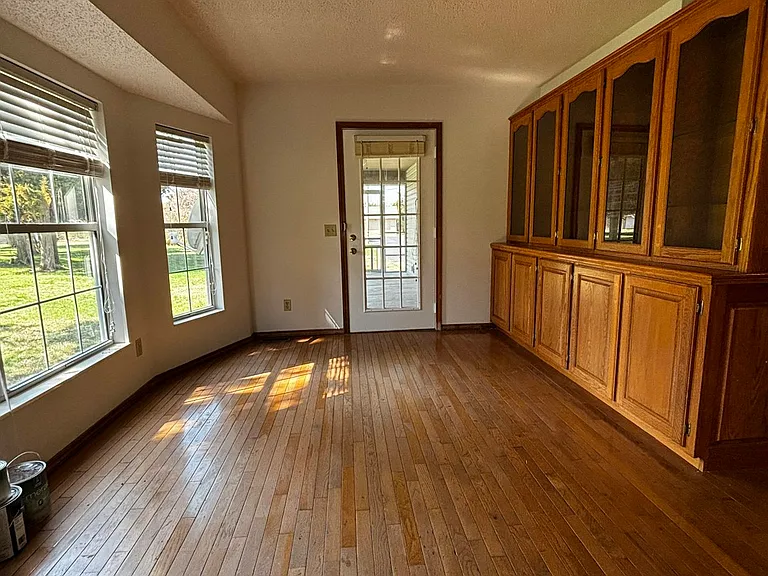 Dining area - built in hutch!