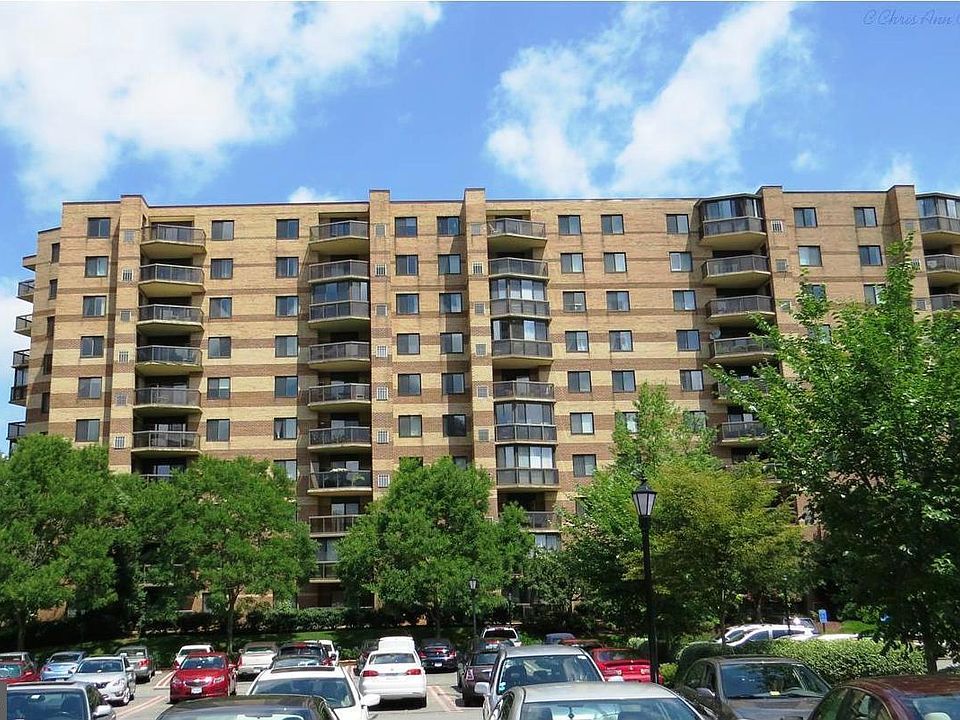 1st image of 8380 Greensboro Dr APT 1011