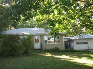 2923 McConnell Rd, Stoughton, WI 53589