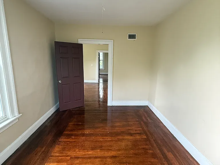 111 Bristol St #2L — Photo 8