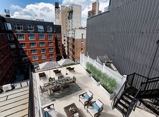 29 2nd Ave, New York, NY 10003