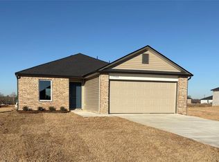 13446 Dewberry Rd, McLoud, OK 74851