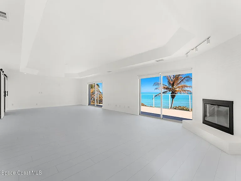 9085 Highway A1A — Photo 14