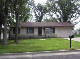 2011 Garnet Dr, Columbia, MO 65202