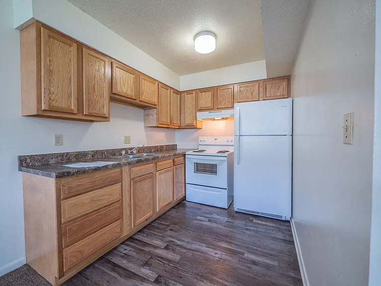 Campus View Apartments — Photo 82