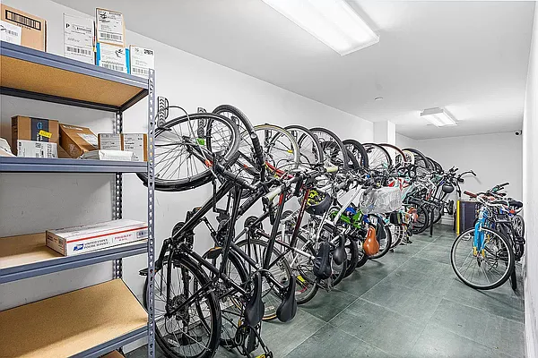 Rented by Compass | media 10