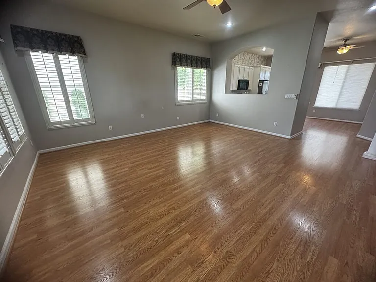 1349 Table Mountain Dr — Photo 4