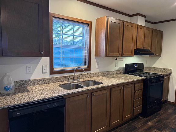 3rd image of 833 E Duke St Lot 108