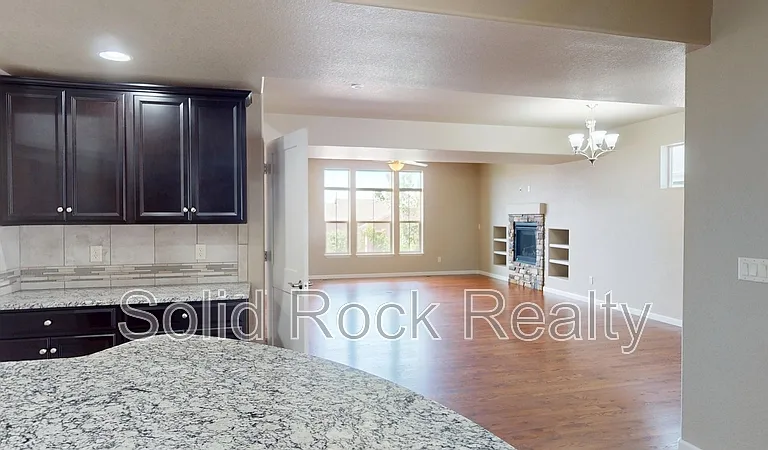6404 Cubbage Dr — Photo 6