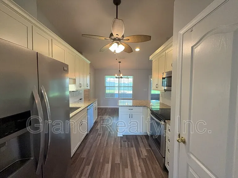 3951 Harbors Port St — Photo 11