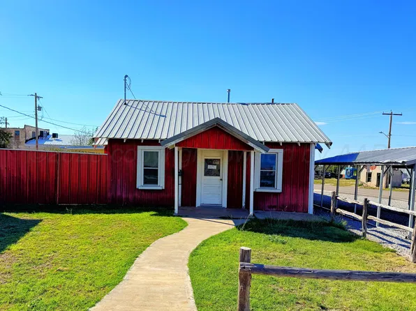 202 S Baylor St, Perryton, TX 79070