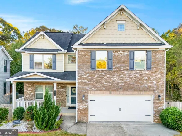 1347 Balvaird Dr, Lawrenceville, GA 30045