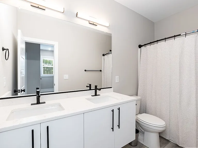 2121 Titanium Rock Rd — Photo 13