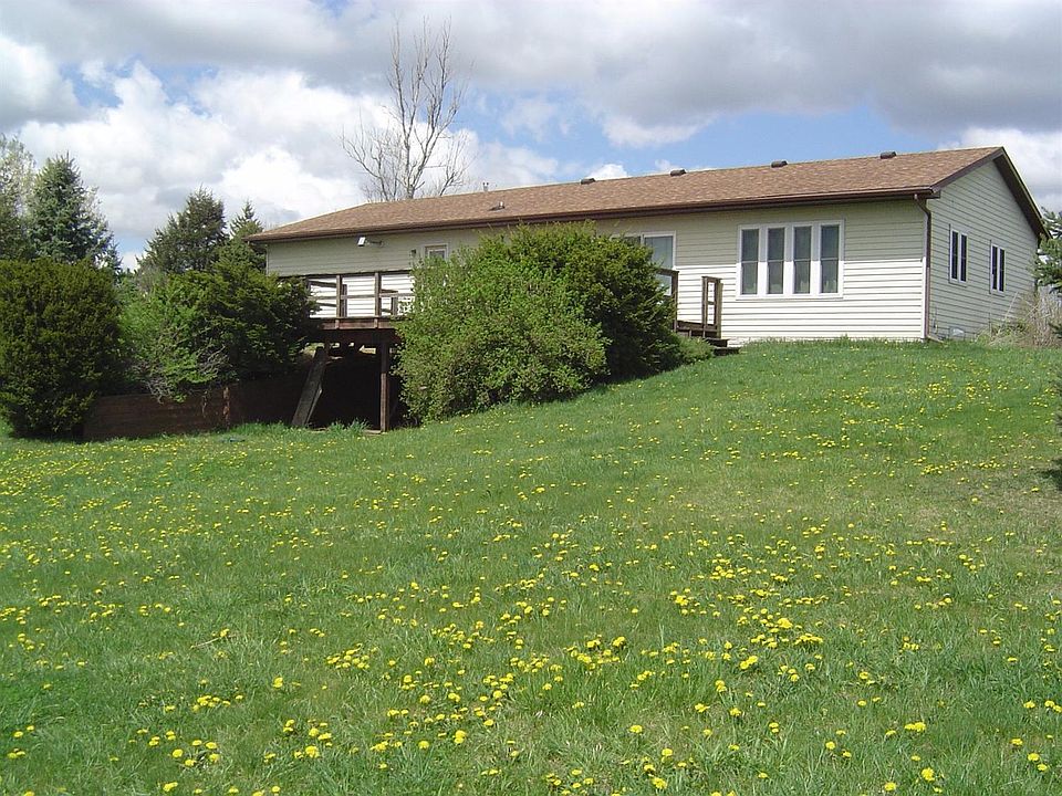 1st image of 1559 Fir Ave