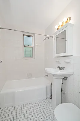 Rented by Argo Residential | media 12