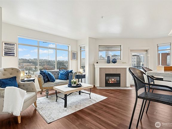 3rd image of 1000 N Aurora Avenue #409
