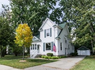 419 E Lincoln Ave, Zeeland, MI 49464