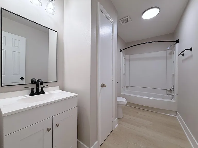 104 Stowe Pl #A — Photo 9