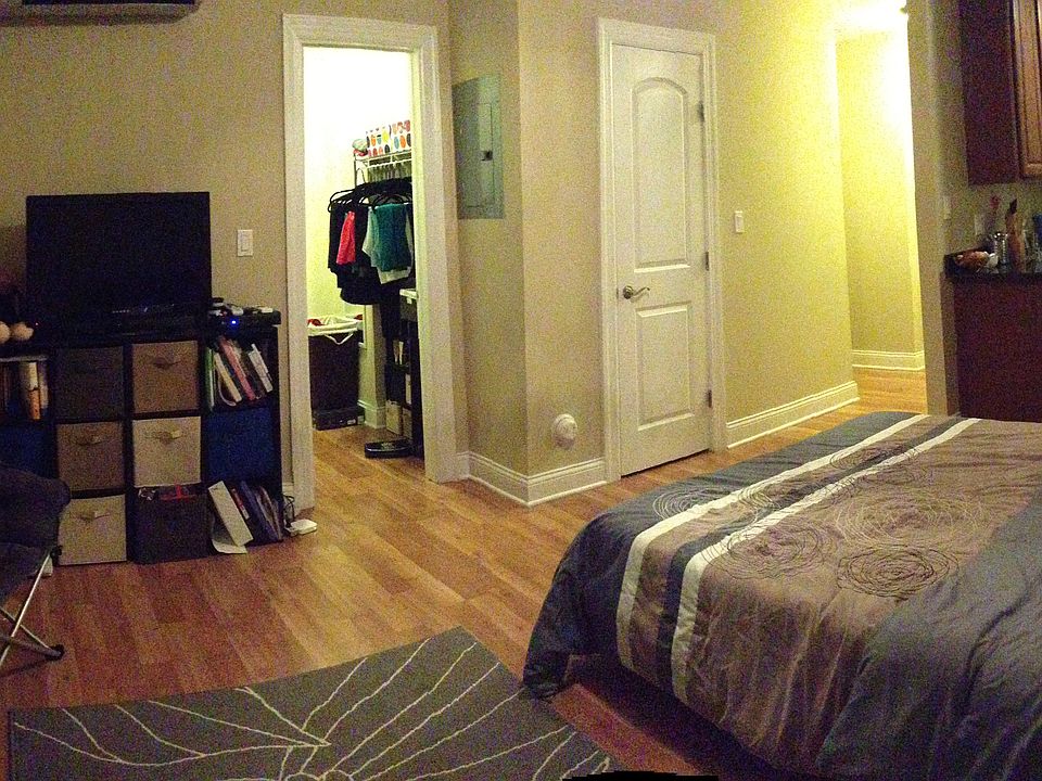 1st image of 211 E Delaware Pl Unit 203