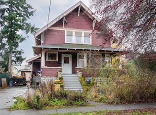 1015 Empress Ave, Victoria, BC V8T 1P1