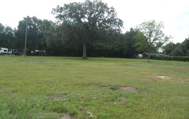2nd image of 1818 Rayonier Rd
