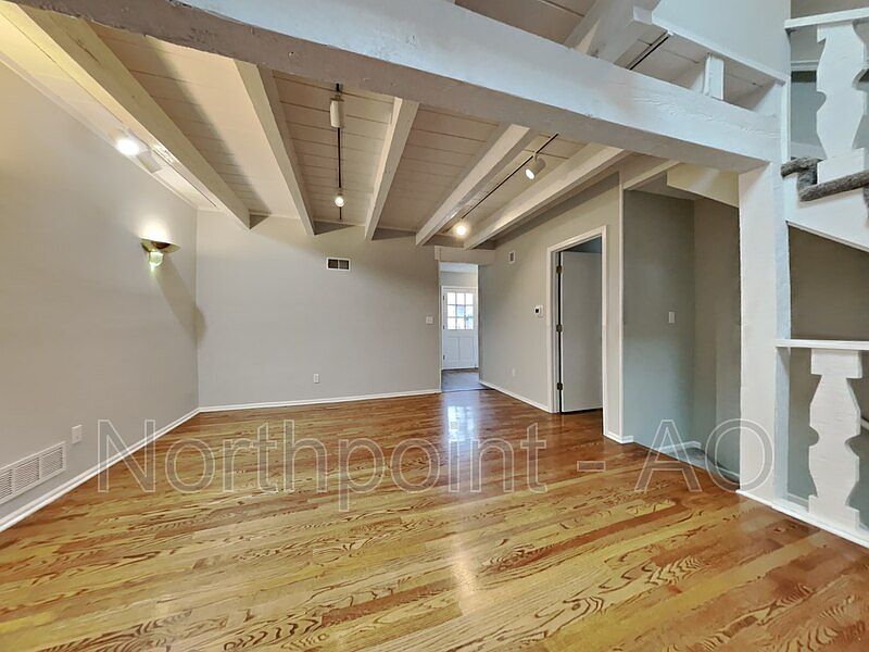 10174 Edelweiss Cir, Merriam, KS 66203 Zillow