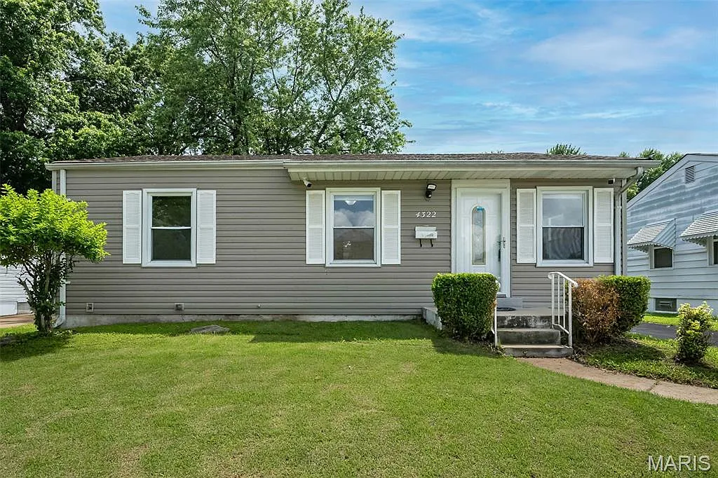 4322 Heidelberg Ave photo 1
