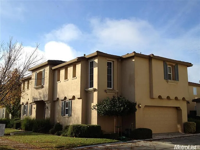 4006 Martis St photo 1