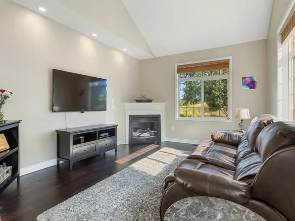 12896 Flamingo St NW, Coon Rapids, MN 55448