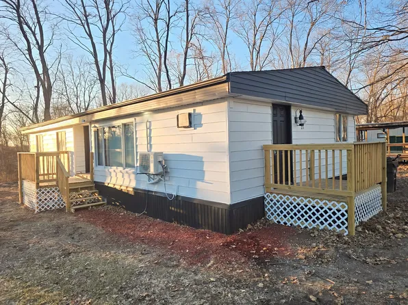 1100 W Locust St, Canton, IL