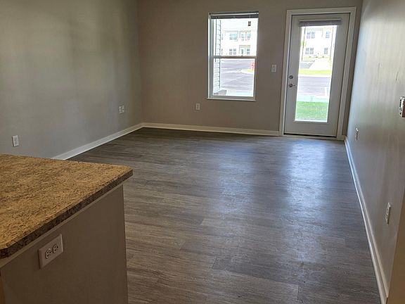 5th image of 740 E Fairground St #1101