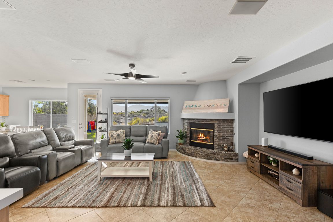 next background image