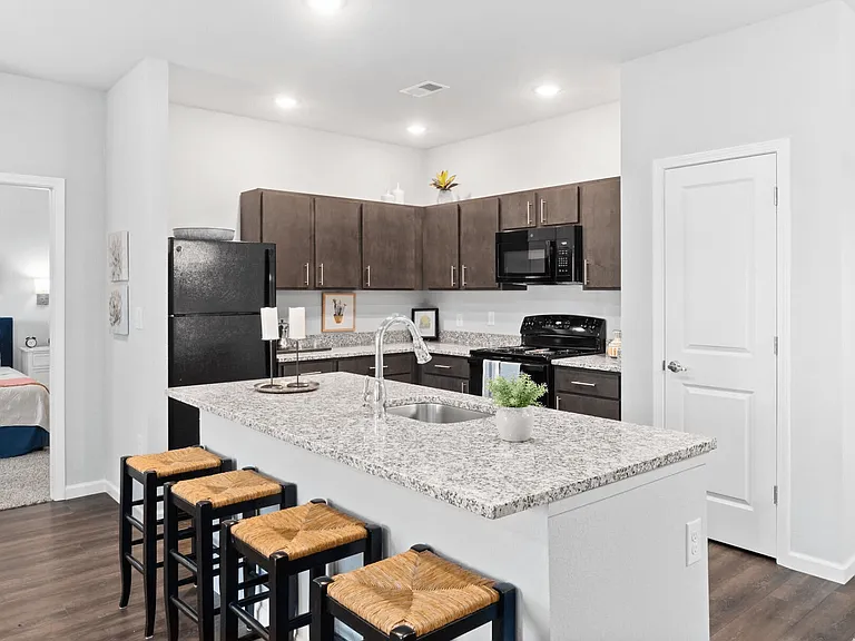 Highview Pointe — Photo 28