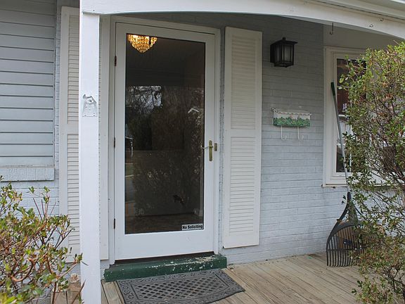 4th image of 3615 Heritage Ln