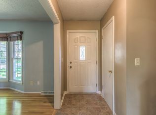 8519 W 88th Ter, Overland Park, KS 66212