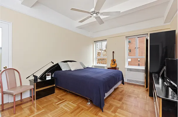 Sold by Akam Sales and Brokerage | media 4