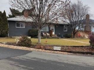 307 Hillview Ave, Selah, WA
