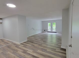 174 Columbus St APT 8, Fitchburg, MA 01420