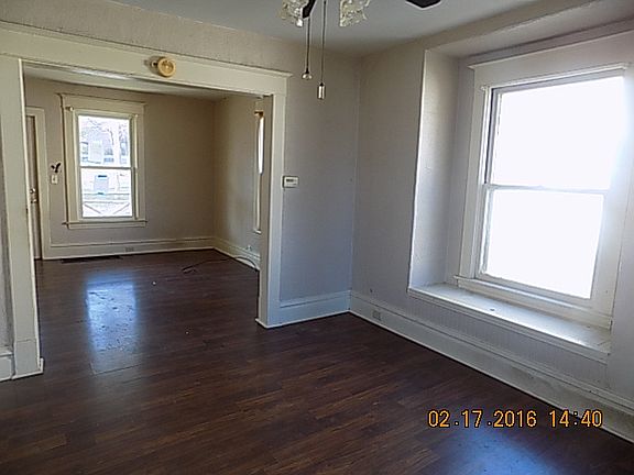 5th image of 2650 Dorothy Ave