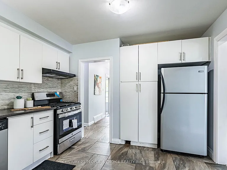 39 Meadowland Dr — Photo 13