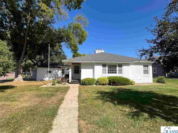 901 6th Ave S, Saint James, MN 56081