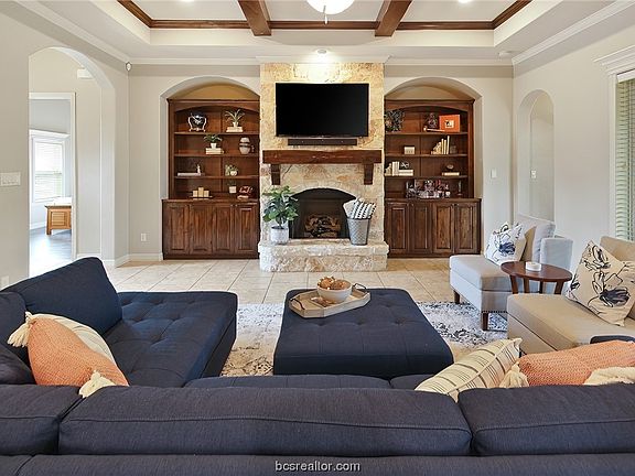 5th image of 4207 Egremont Ct