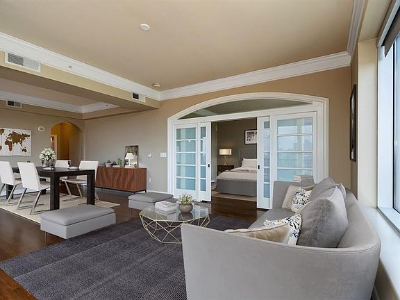2nd image of 3333 Allen Pkwy Unit 810