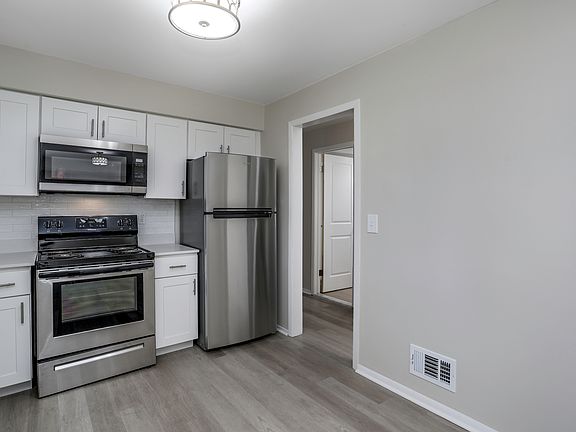 3rd image of 31200 Hunters Dr #3603