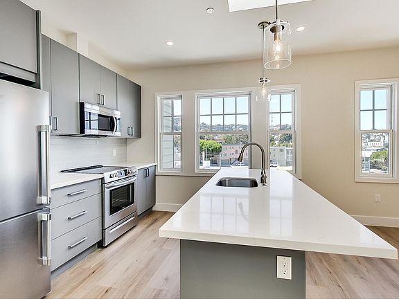 4th image of 3549 Mission St #A
