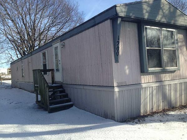 2nd image of 1200 Carondelet Rd