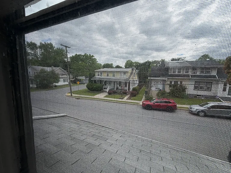 58 Berks St — Photo 31