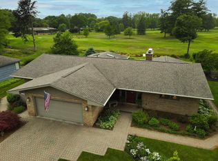 527 Hillcrest Rd, Midland, MI 48640