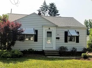 804 E 258th St, Euclid, OH